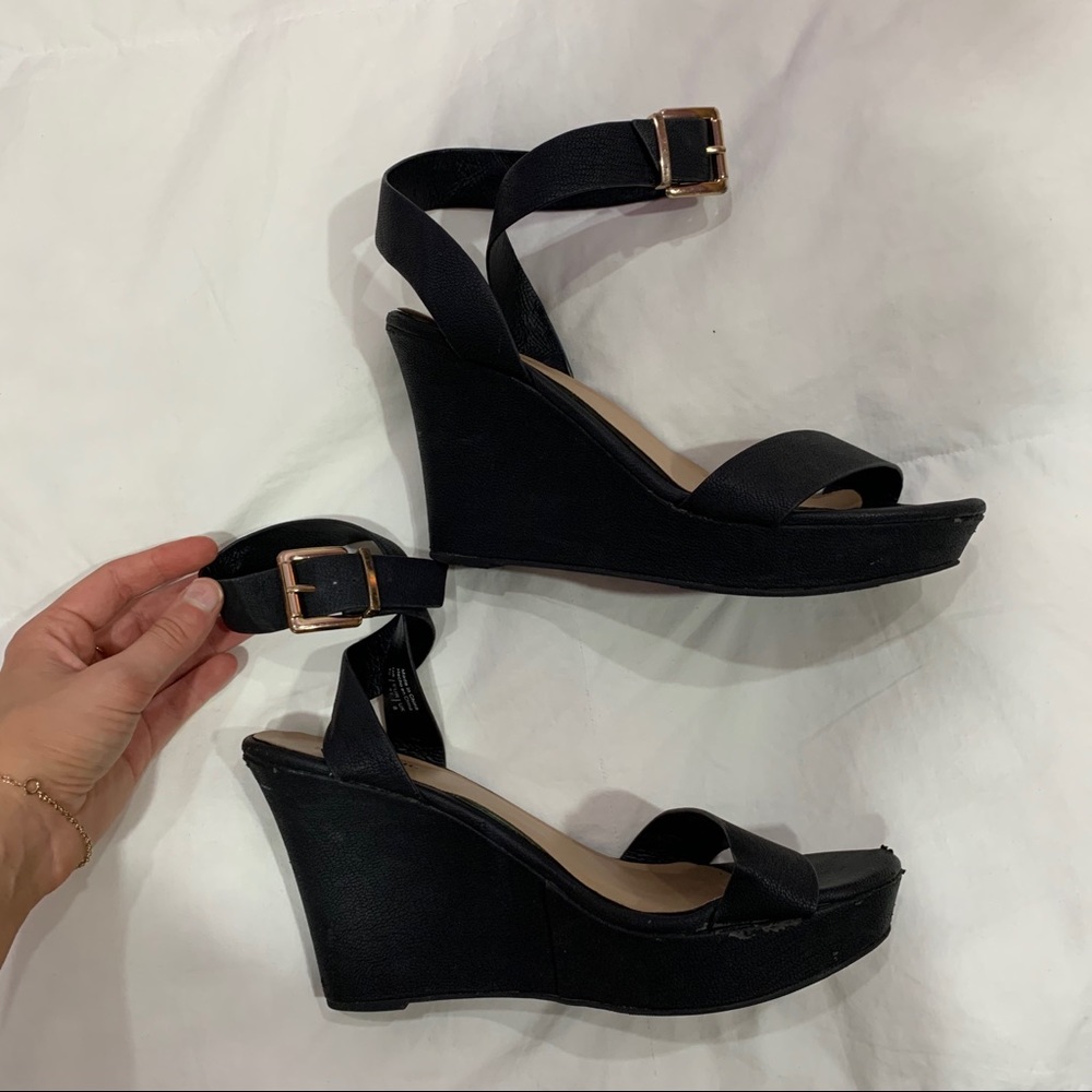 Black Wedges Call It Spring